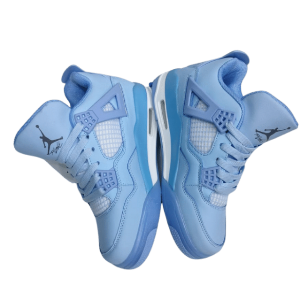 Nike Air Jordan 4 Retro - University blue sneakers