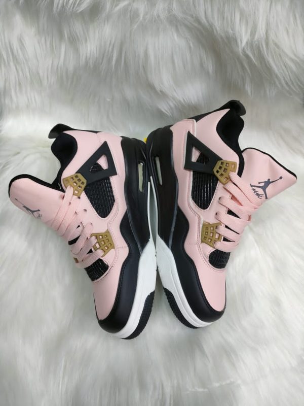 Air Jordan 4 Retro Women