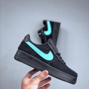 1 Low Tiffany Sneakers