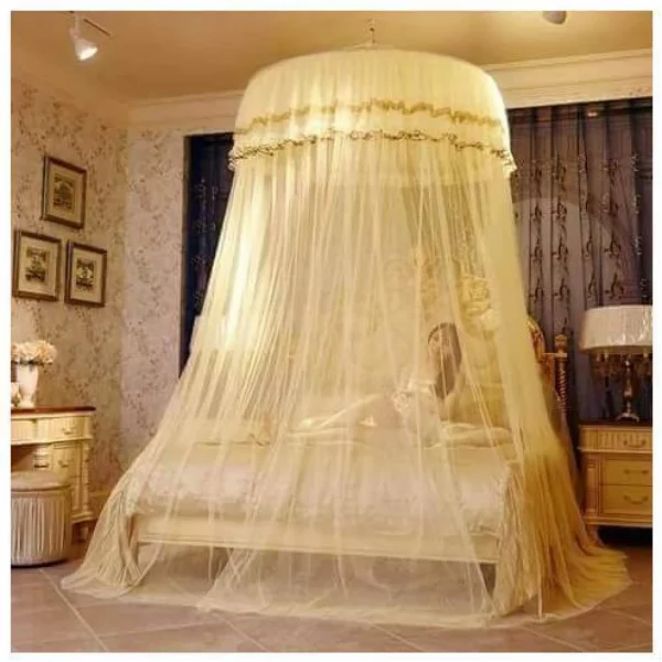 Free Hanging Round Mosquito Net-Cream Design May Vary - Image 4